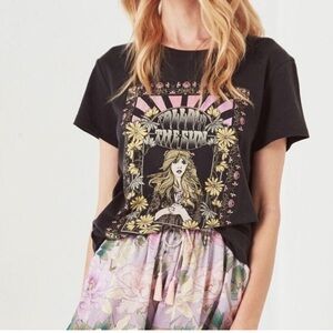 Reserved ⭐️Spell follow the sun tee